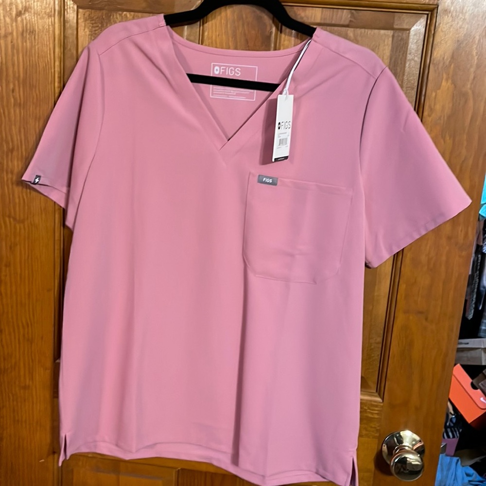 Brand new figs top